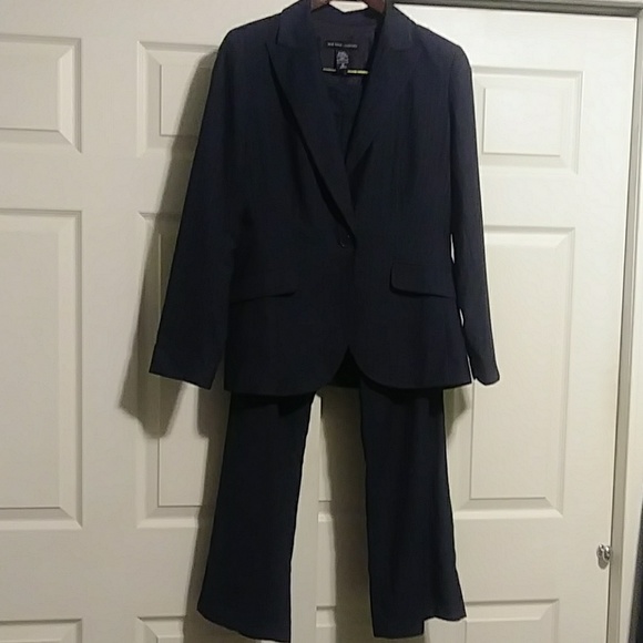 New York & Company Dress Suit - Picture 2 of 7